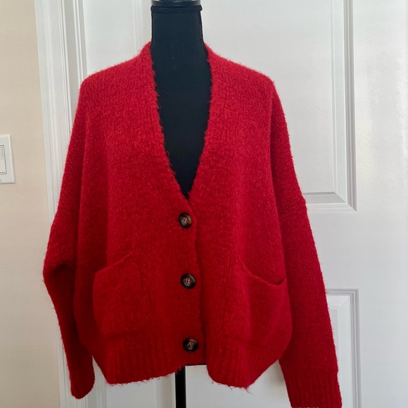 Alembika Signature Cardigan - Picture 3 of 14